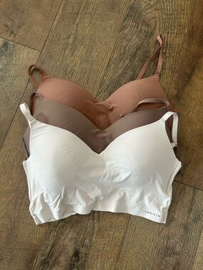 Danskin Pack of 3 Seamless Bras in White, Taupe & Brown